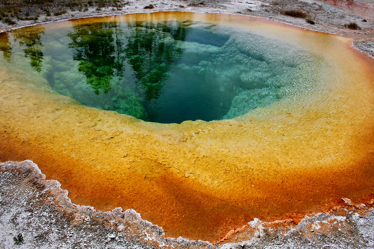 Best Things to Do in Yellowstone National Park 4