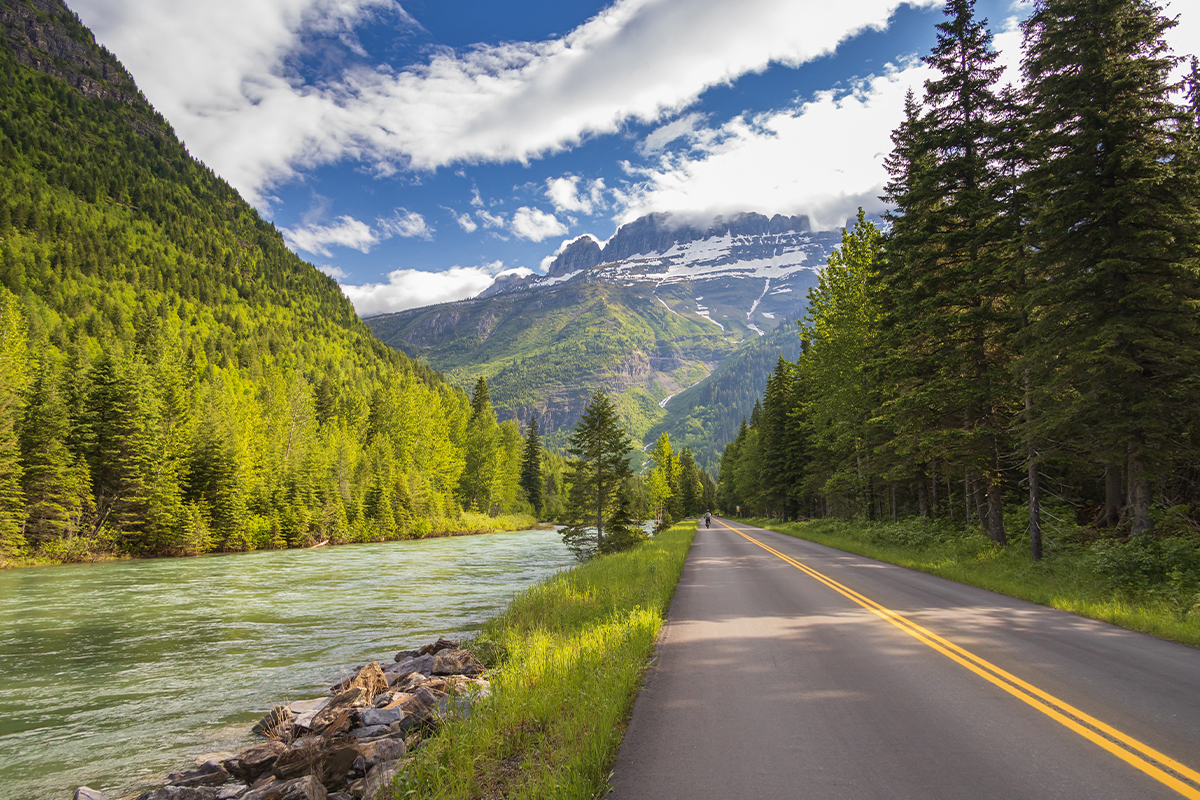 Best Time to Visit Glacier National Park for Fewer Crowds 3