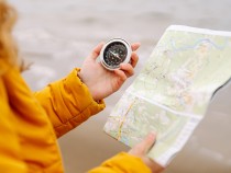 How to Use a Compass – The Modern Adventurer’s Guide fi