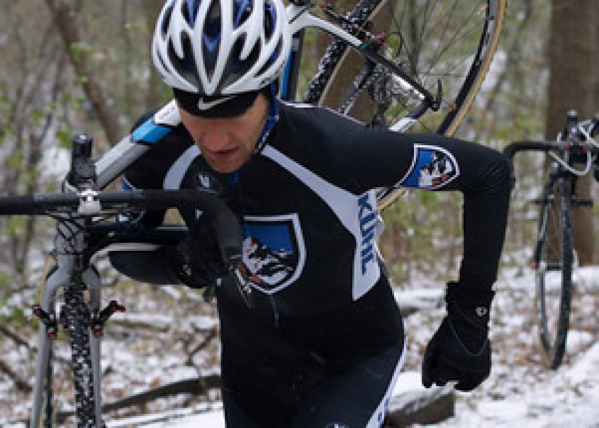 Jesse Rients in a cyclocross race