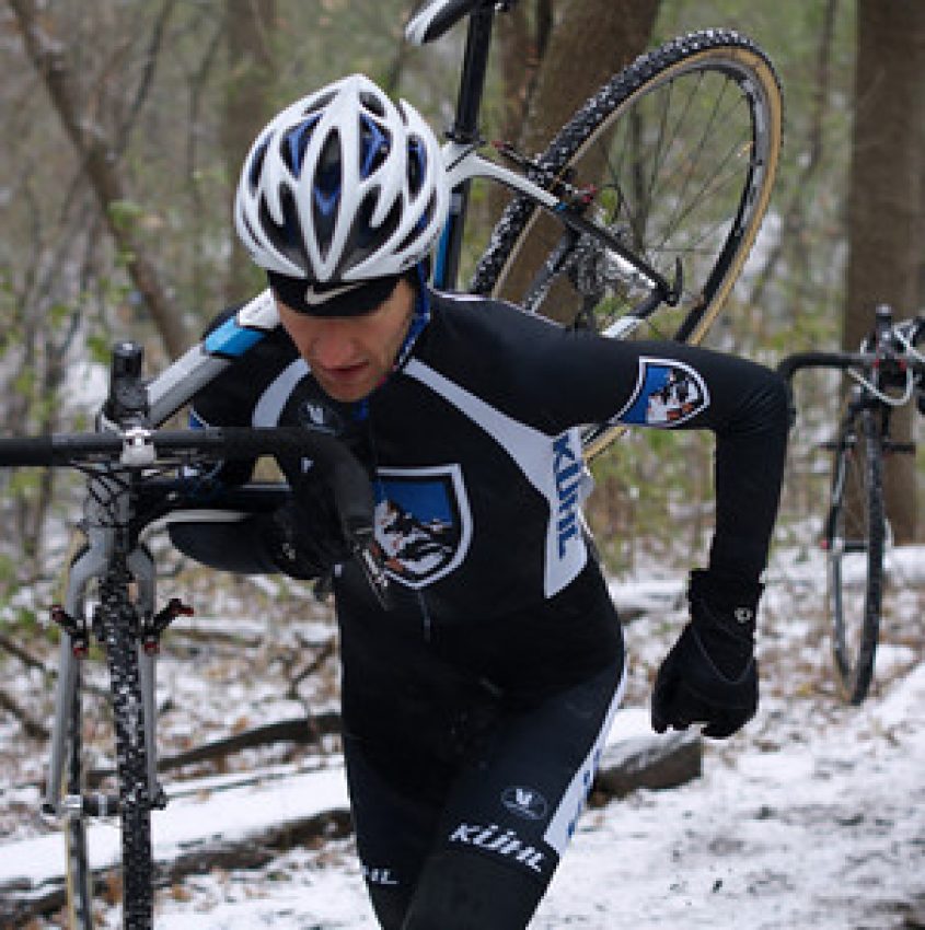 Jesse Rients in a cyclocross race