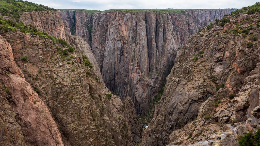 rock formations in black canyon of the gunnison