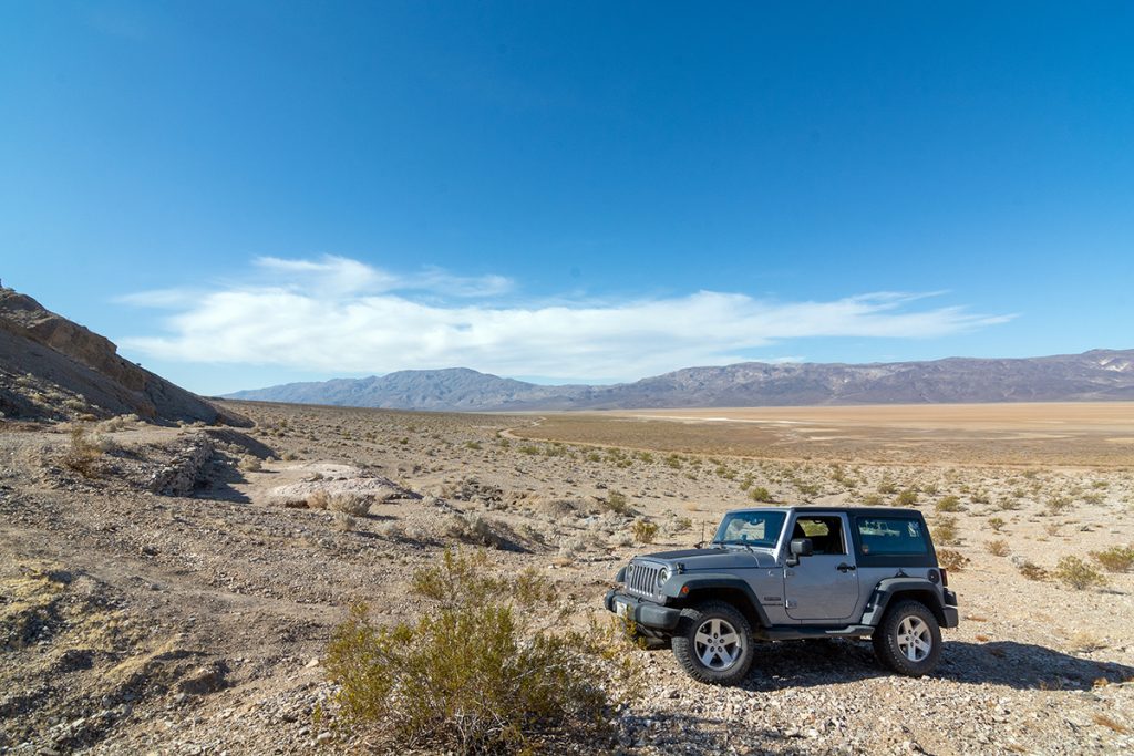 silver jeep in desert