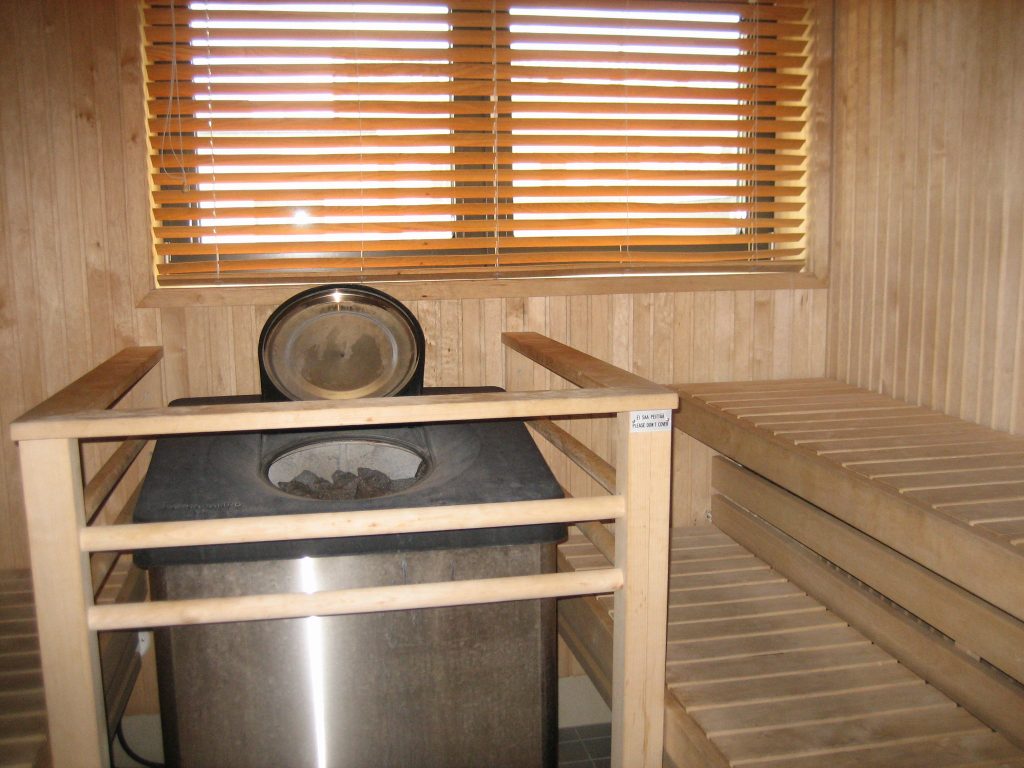 outdoor sauna heat source