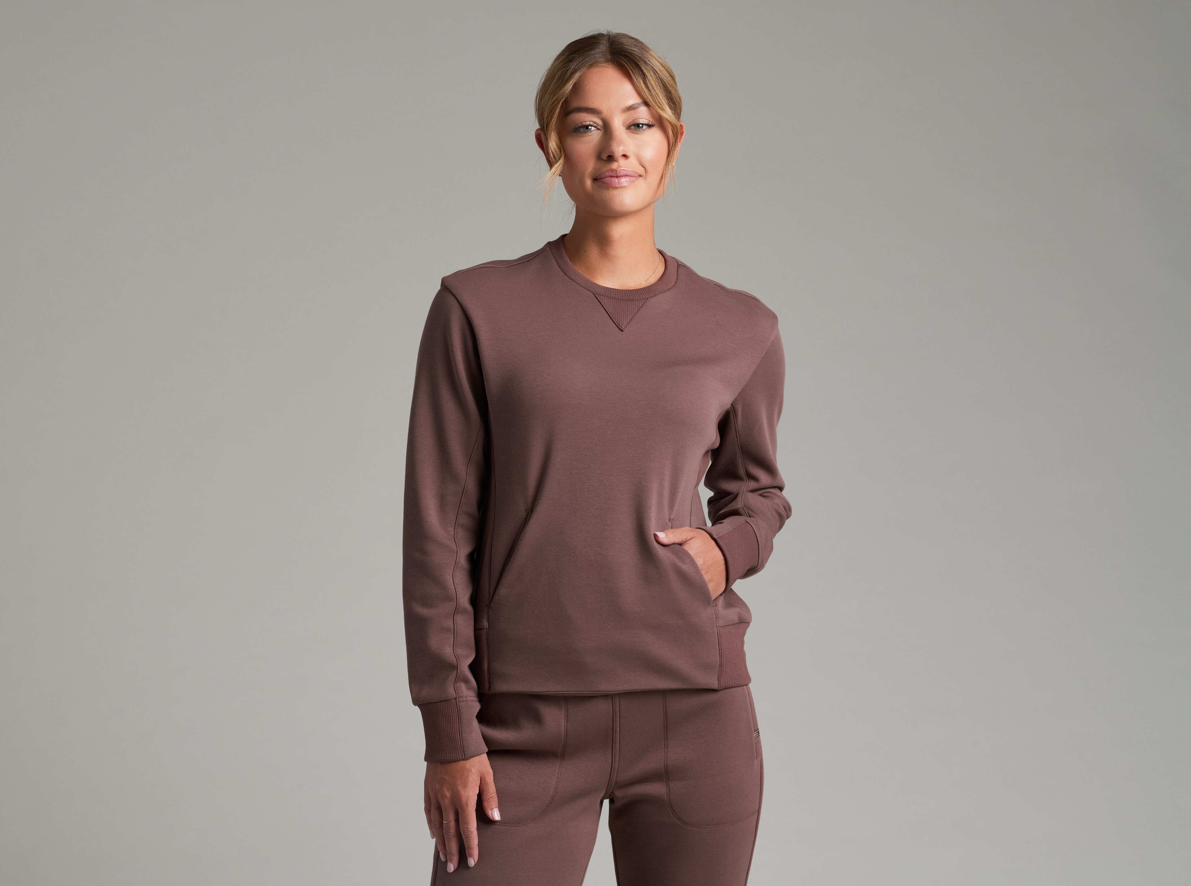 KUHL Kozy Crew Sweatshirt COFFEE Front