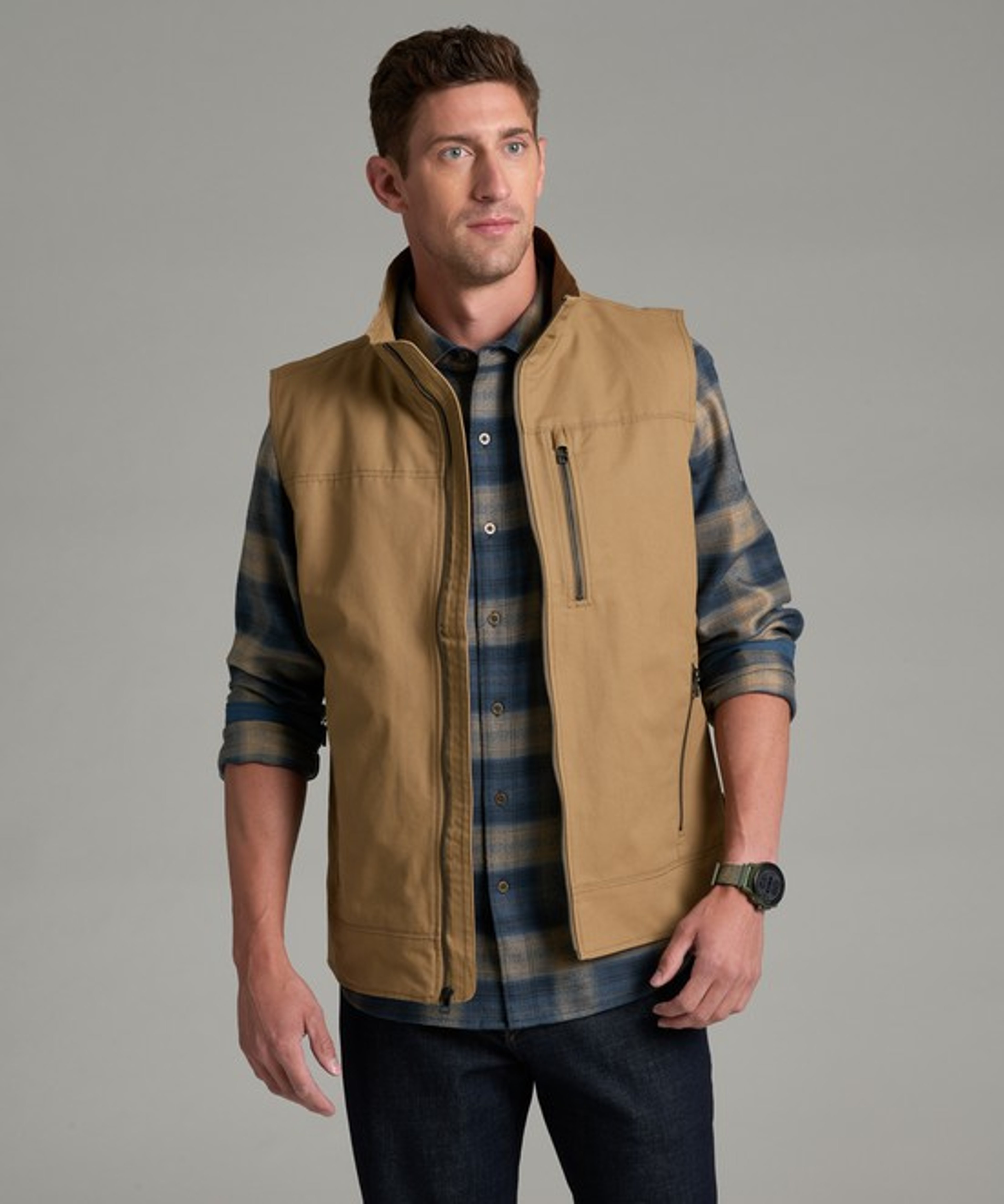 KUHL Burr Vest Desert Khaki Front