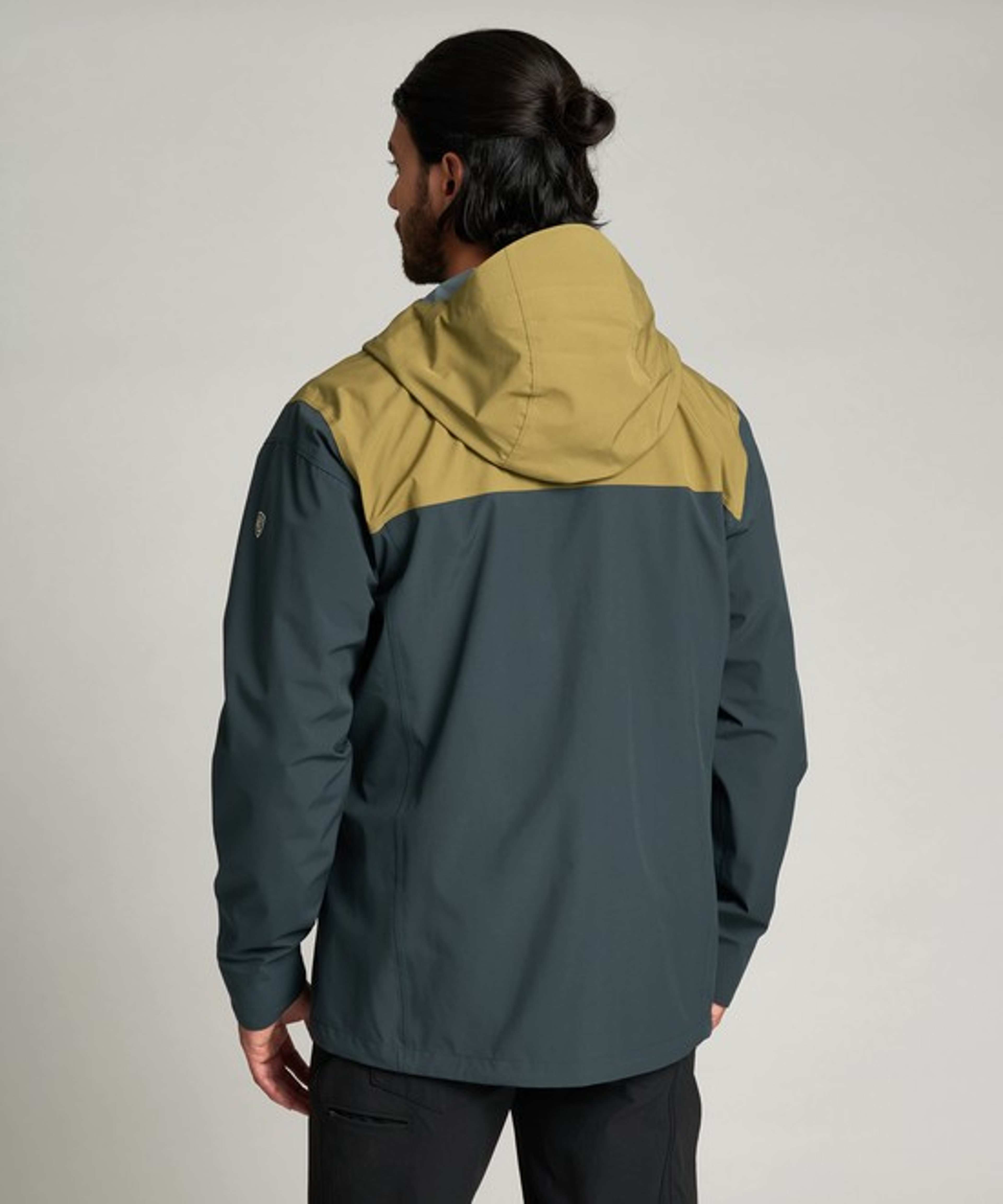 KUHL M's Stretch Voyagr Jacket Dark Pine / Smoked Olive Back
