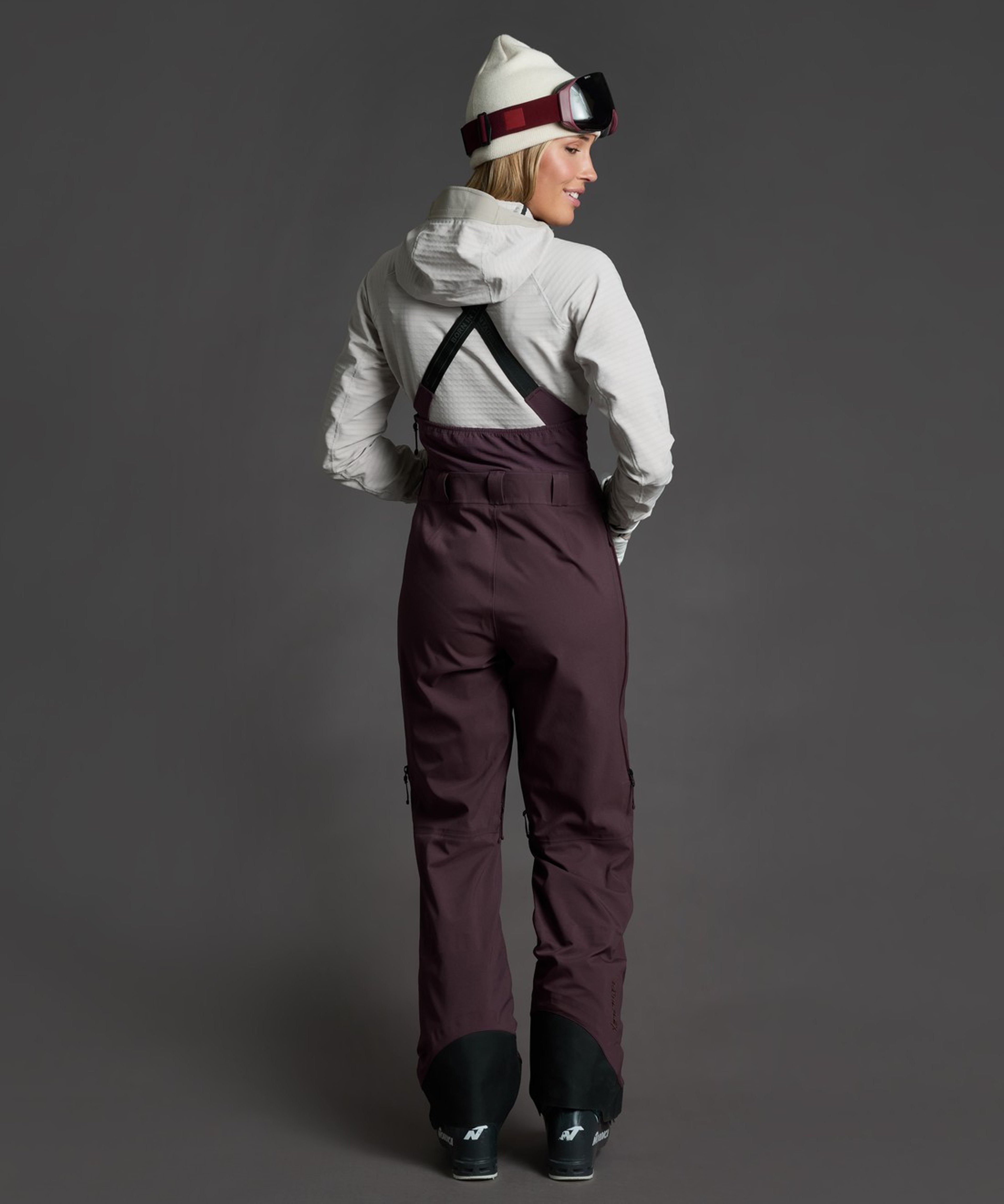 KUHL W's The Defiant Bib Winter Berry Back