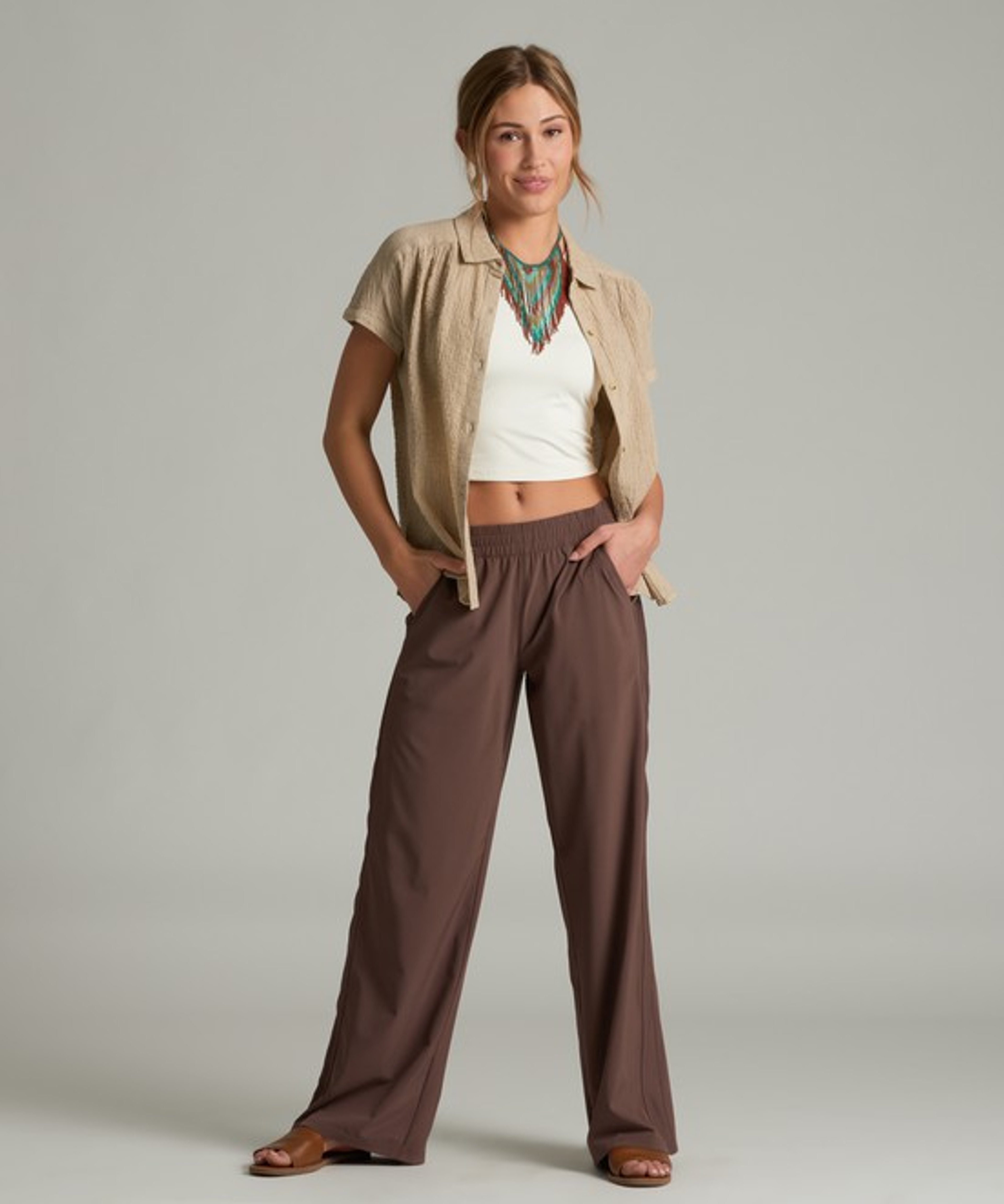 KUHL W's Vantage Wide Leg Coffee