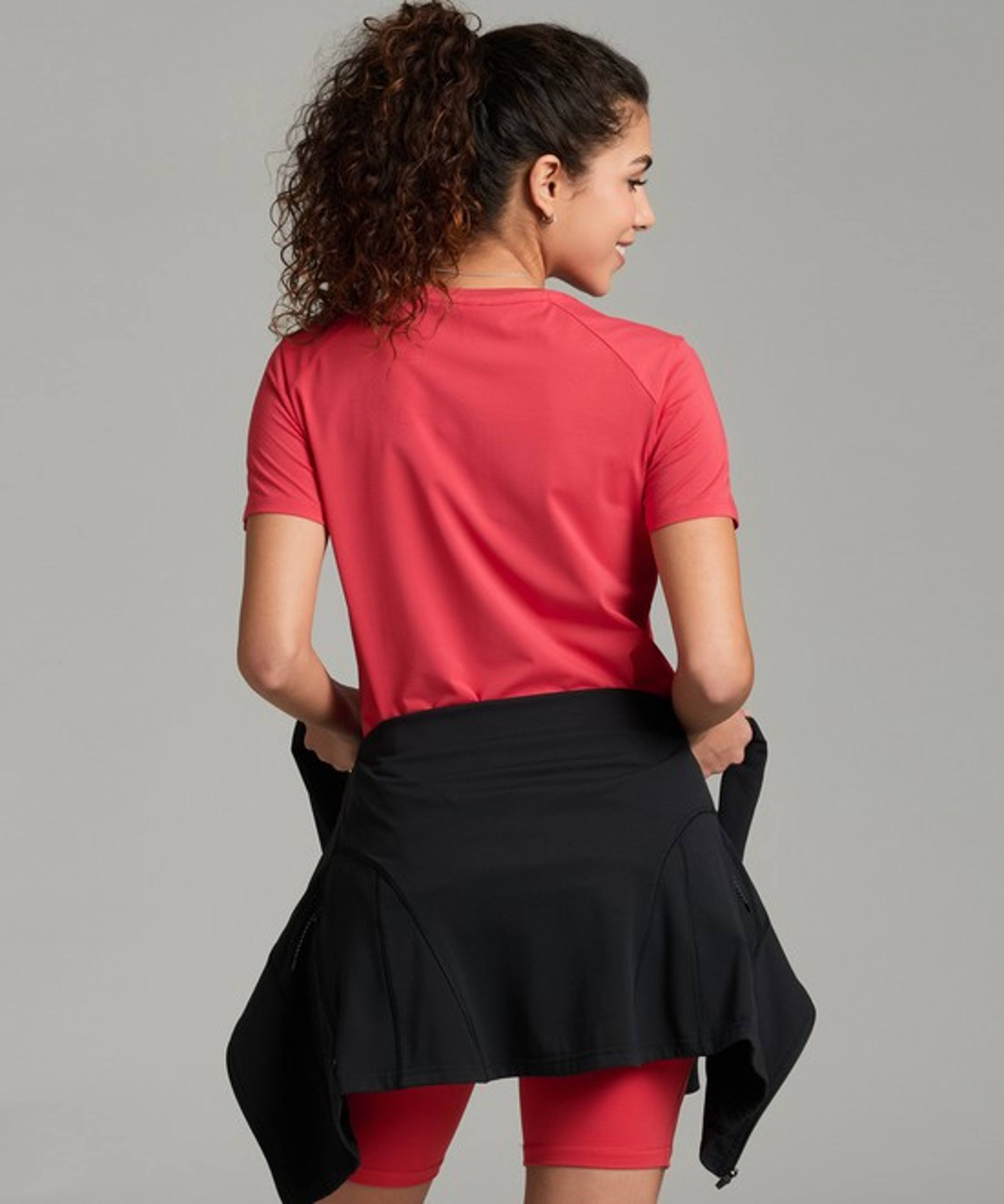 KUHL Solis SS Crew Grenadine Back