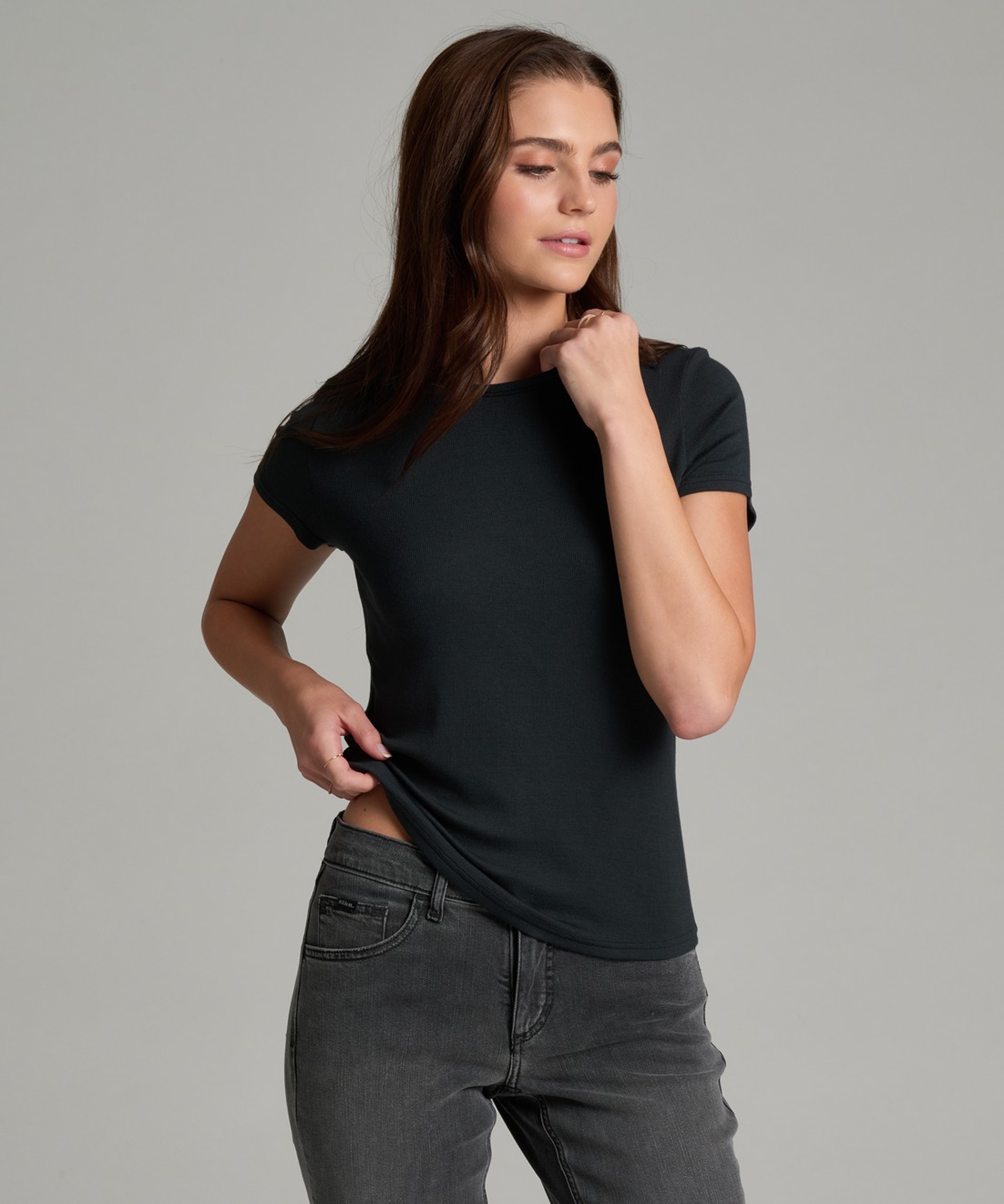 KUHL Fiora Crew SS Black Front