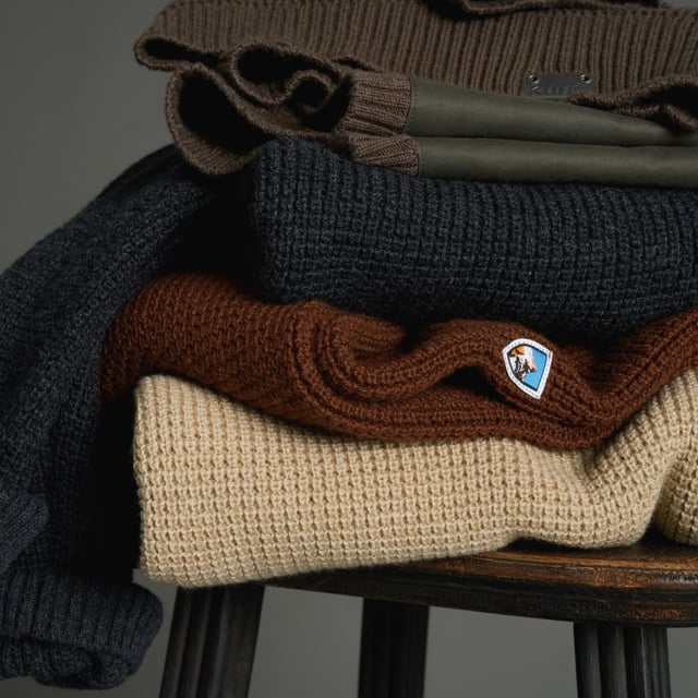 MEN'S SWEATERS
