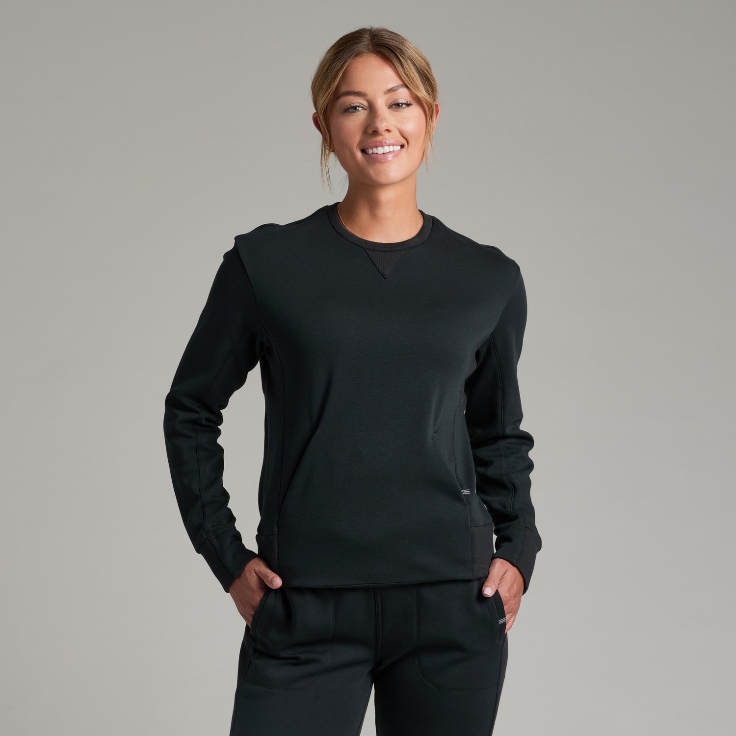 KUHL KÜHL - Kozy™ Crew Sweatshirt - BLACK - $89.00 at KÜHL